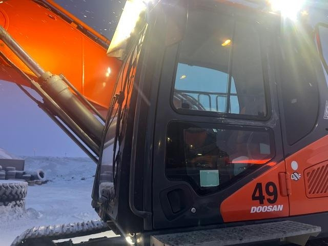 Ερπυστριοφόρος εκσκαφέας Doosan DX300LC-5: φωτογραφία 24 Ερπυστριοφόρος εκσκαφέας Doosan DX300LC-5: φωτογραφία 24