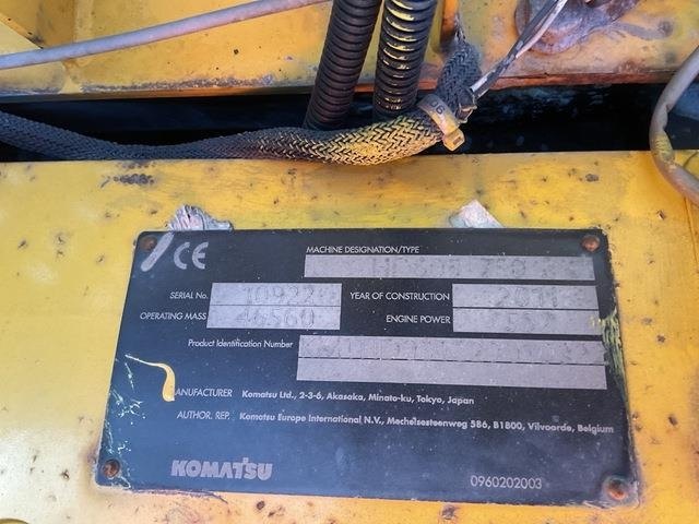 Komatsu HD605-7EO - Ανατρεπόμενο όχημα μεταφοράς λατομικών υλικών: φωτογραφία 5 Komatsu HD605-7EO - Ανατρεπόμενο όχημα μεταφοράς λατομικών υλικών: φωτογραφία 5