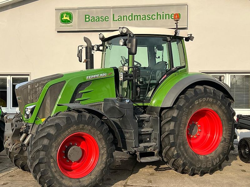Fendt 826 Vario ProfiPlus NatureGreen - Τρακτέρ: φωτογραφία 1 Fendt 826 Vario ProfiPlus NatureGreen - Τρακτέρ: φωτογραφία 1