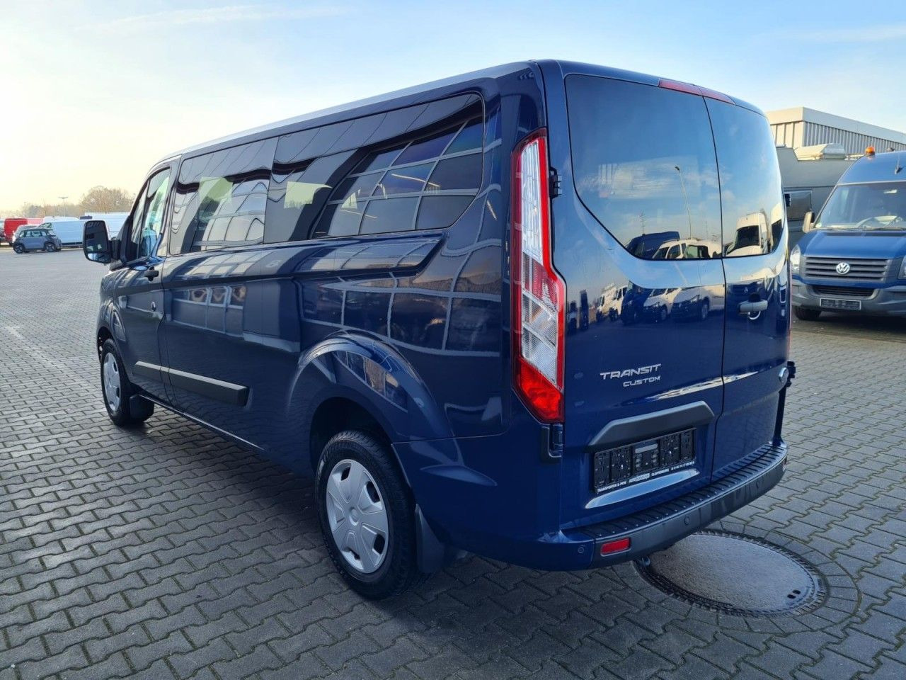 Ford Custom Kombi 320 L2 Trend 9 Sitze KLIMA PDC TEMP - Επιβατικό βαν: φωτογραφία 5 Ford Custom Kombi 320 L2 Trend 9 Sitze KLIMA PDC TEMP - Επιβατικό βαν: φωτογραφία 5