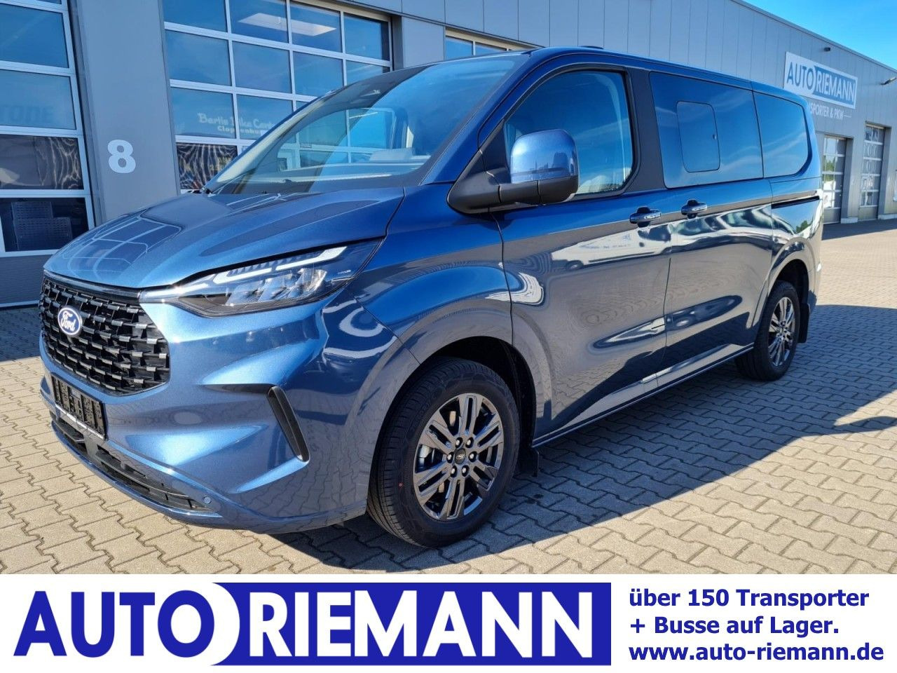Ford Tourneo Custom 320 Titanium L1 AG 8-Sitze LED KA - Επιβατικό βαν: φωτογραφία 1 Ford Tourneo Custom 320 Titanium L1 AG 8-Sitze LED KA - Επιβατικό βαν: φωτογραφία 1
