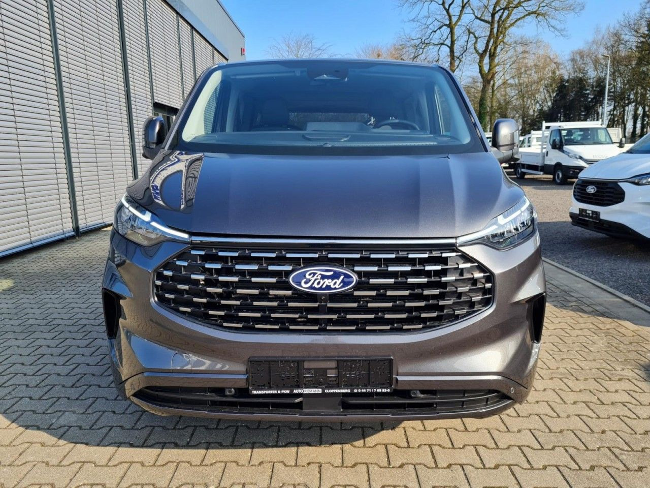 Ford Tourneo Custom 320 Titanium X L1 AHK LED LMF NAV - Επιβατικό βαν: φωτογραφία 2 Ford Tourneo Custom 320 Titanium X L1 AHK LED LMF NAV - Επιβατικό βαν: φωτογραφία 2