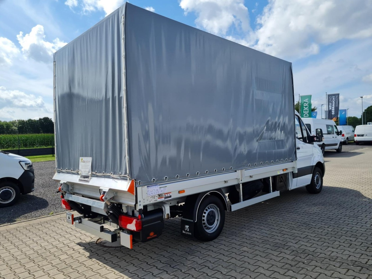 Mercedes-Benz Sprinter 315 RWD Pritsche Schiebe Plane LBW KLIMA TEMPOMAT - Επαγγελματικό αυτοκίνητο με μουσαμά: φωτογραφία 5 Mercedes-Benz Sprinter 315 RWD Pritsche Schiebe Plane LBW KLIMA TEMPOMAT - Επαγγελματικό αυτοκίνητο με μουσαμά: φωτογραφία 5