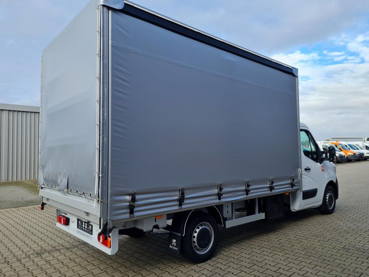 Renault Master 3,5t Pritsche Schiebe plane ERGO TEMPOMAT - Επαγγελματικό αυτοκίνητο με μουσαμά: φωτογραφία 5 Renault Master 3,5t Pritsche Schiebe plane ERGO TEMPOMAT - Επαγγελματικό αυτοκίνητο με μουσαμά: φωτογραφία 5