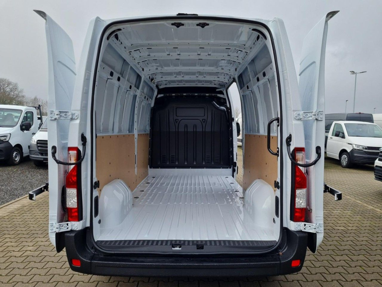 Βαν Renault Master 35 Kasten L3H2 PDC KLIMA KOMFORT Navi App: φωτογραφία 6