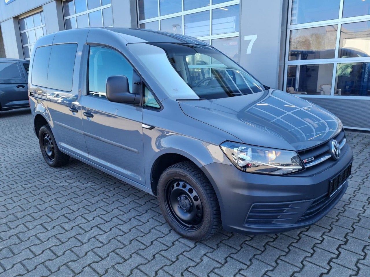 Volkswagen Caddy Kombi 4Motion TDi 5-Sitze KLIMA STHZ TEMPO - Επιβατικό βαν: φωτογραφία 3 Volkswagen Caddy Kombi 4Motion TDi 5-Sitze KLIMA STHZ TEMPO - Επιβατικό βαν: φωτογραφία 3