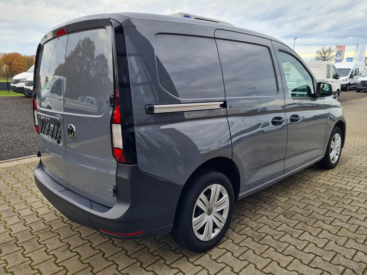 Volkswagen Caddy Kühlkasten Cargo 2.0 TDI KLIMA - Επαγγελματικό αυτοκίνητο ψυγείο: φωτογραφία 4 Volkswagen Caddy Kühlkasten Cargo 2.0 TDI KLIMA - Επαγγελματικό αυτοκίνητο ψυγείο: φωτογραφία 4