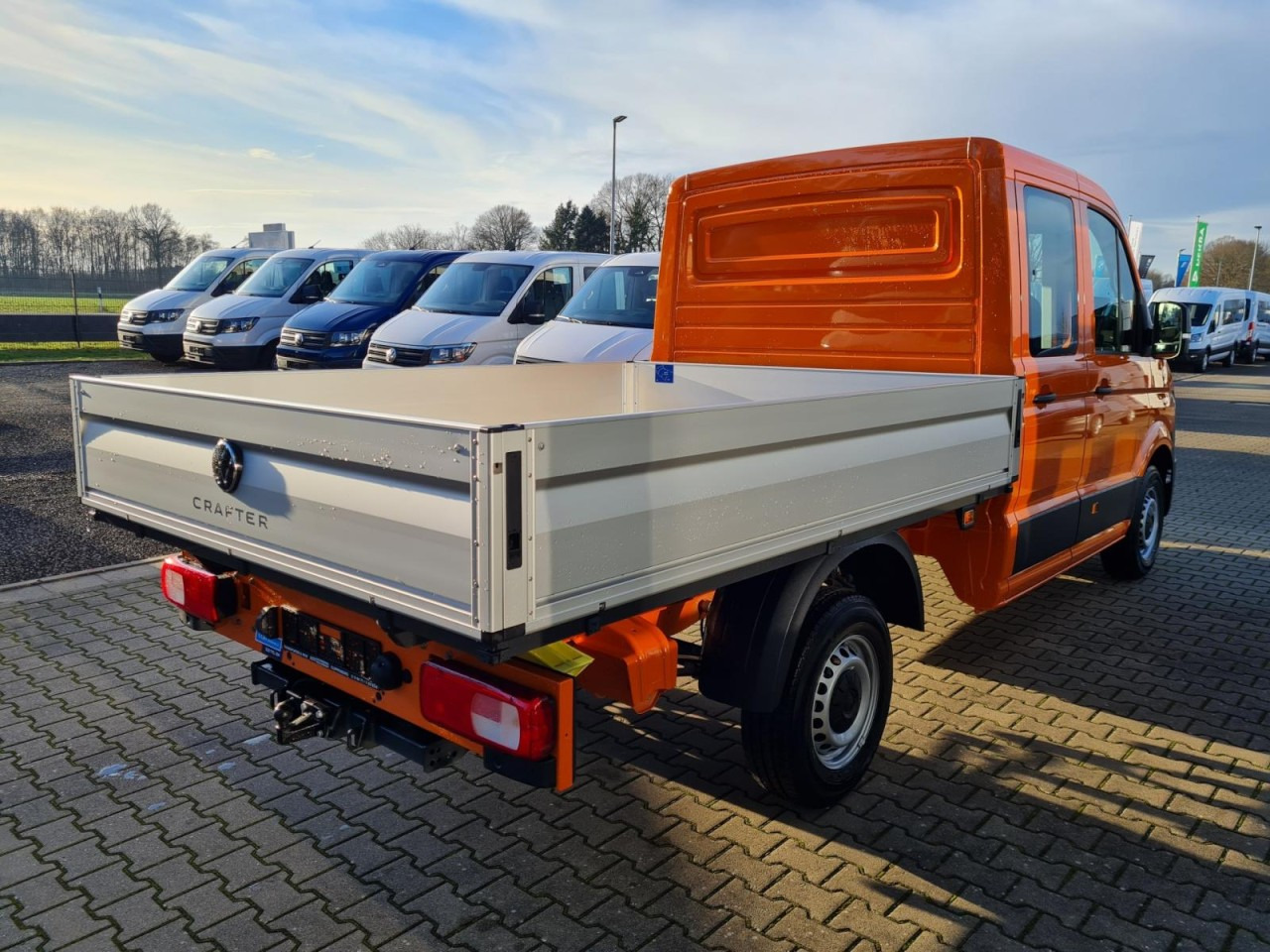 Volkswagen Crafter 35 Doka 7-Sitze MR AHK KLIMA PDC TEMPOMAT - Μικρό φορτηγό με καρότσα, Διπλοκάμπινο ελαφρύ επαγγελματικό: φωτογραφία 4 Volkswagen Crafter 35 Doka 7-Sitze MR AHK KLIMA PDC TEMPOMAT - Μικρό φορτηγό με καρότσα, Διπλοκάμπινο ελαφρύ επαγγελματικό: φωτογραφία 4