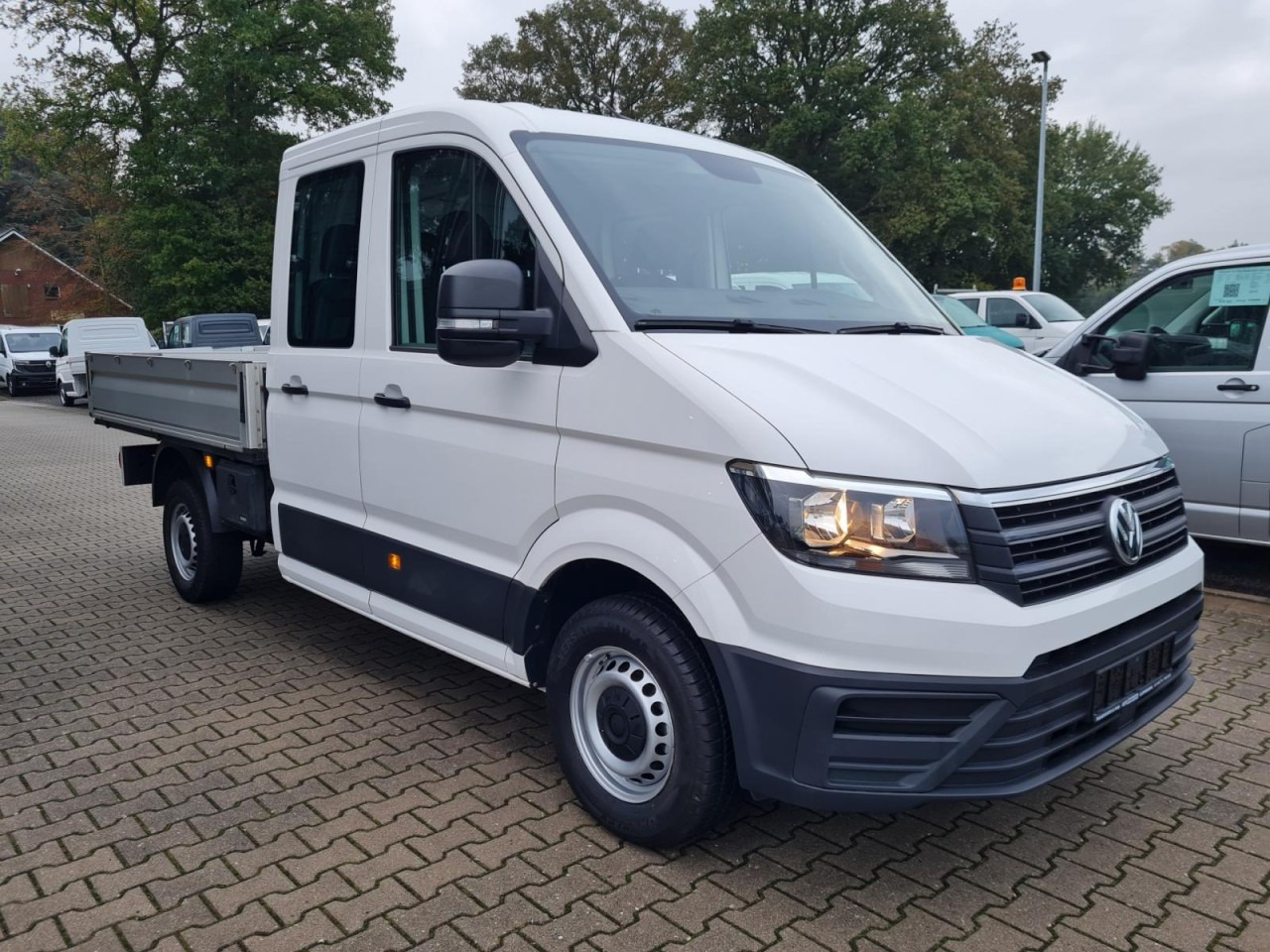 Volkswagen Crafter 35 Doka MR Pritsche AHK Klima 7 Sitzer - Μικρό φορτηγό με καρότσα, Διπλοκάμπινο ελαφρύ επαγγελματικό: φωτογραφία 3 Volkswagen Crafter 35 Doka MR Pritsche AHK Klima 7 Sitzer - Μικρό φορτηγό με καρότσα, Διπλοκάμπινο ελαφρύ επαγγελματικό: φωτογραφία 3