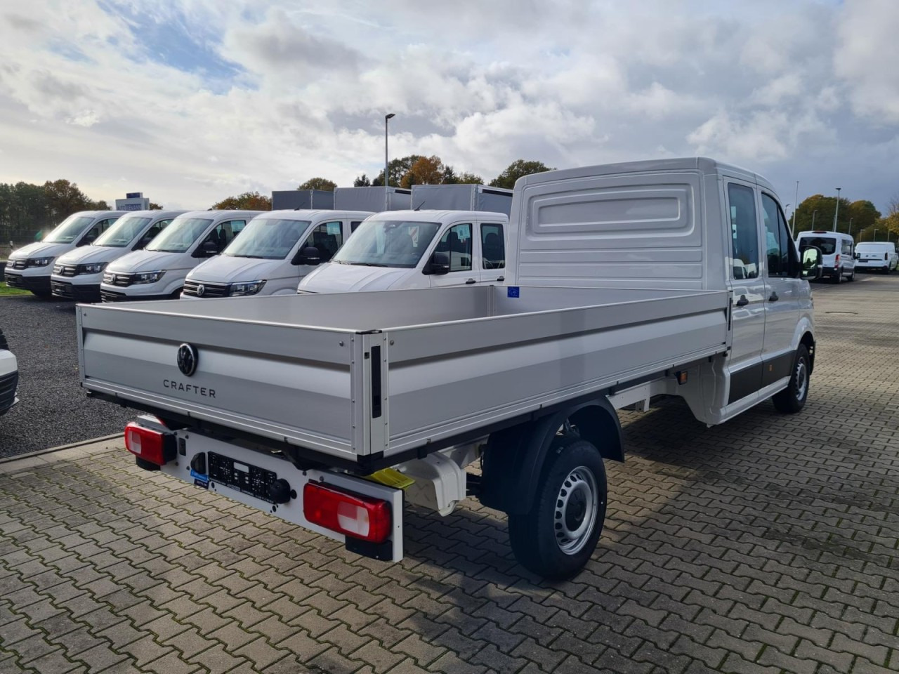 Volkswagen Crafter 35 Doka TDI L4 lang KLIMA TEMPOMAT - Μικρό φορτηγό με καρότσα, Διπλοκάμπινο ελαφρύ επαγγελματικό: φωτογραφία 5 Volkswagen Crafter 35 Doka TDI L4 lang KLIMA TEMPOMAT - Μικρό φορτηγό με καρότσα, Διπλοκάμπινο ελαφρύ επαγγελματικό: φωτογραφία 5