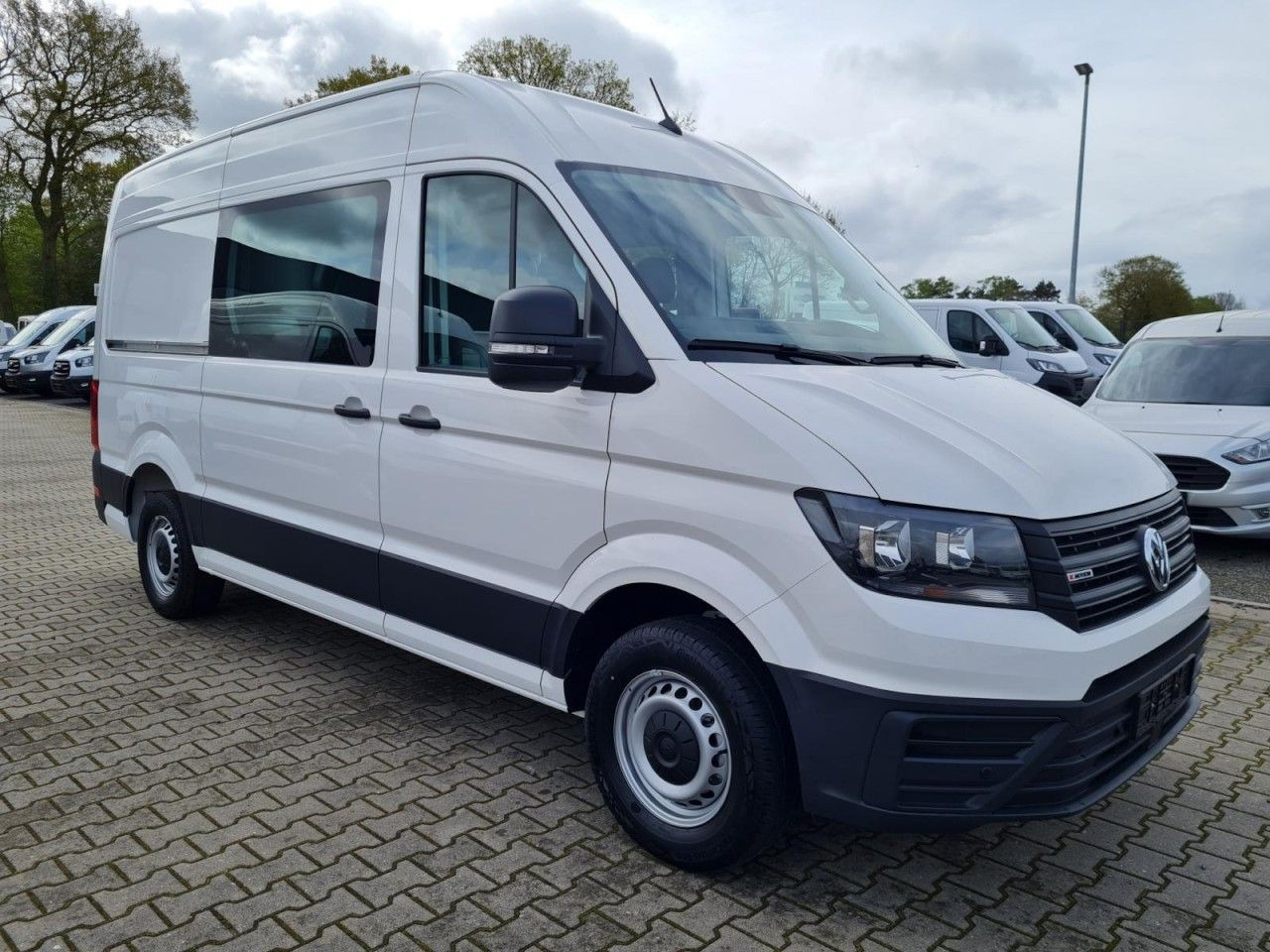 Volkswagen Crafter 35 Kasten 4motion MR Doka 6-Sitze AHK TE - Βαν, Διπλοκάμπινο ελαφρύ επαγγελματικό: φωτογραφία 3 Volkswagen Crafter 35 Kasten 4motion MR Doka 6-Sitze AHK TE - Βαν, Διπλοκάμπινο ελαφρύ επαγγελματικό: φωτογραφία 3