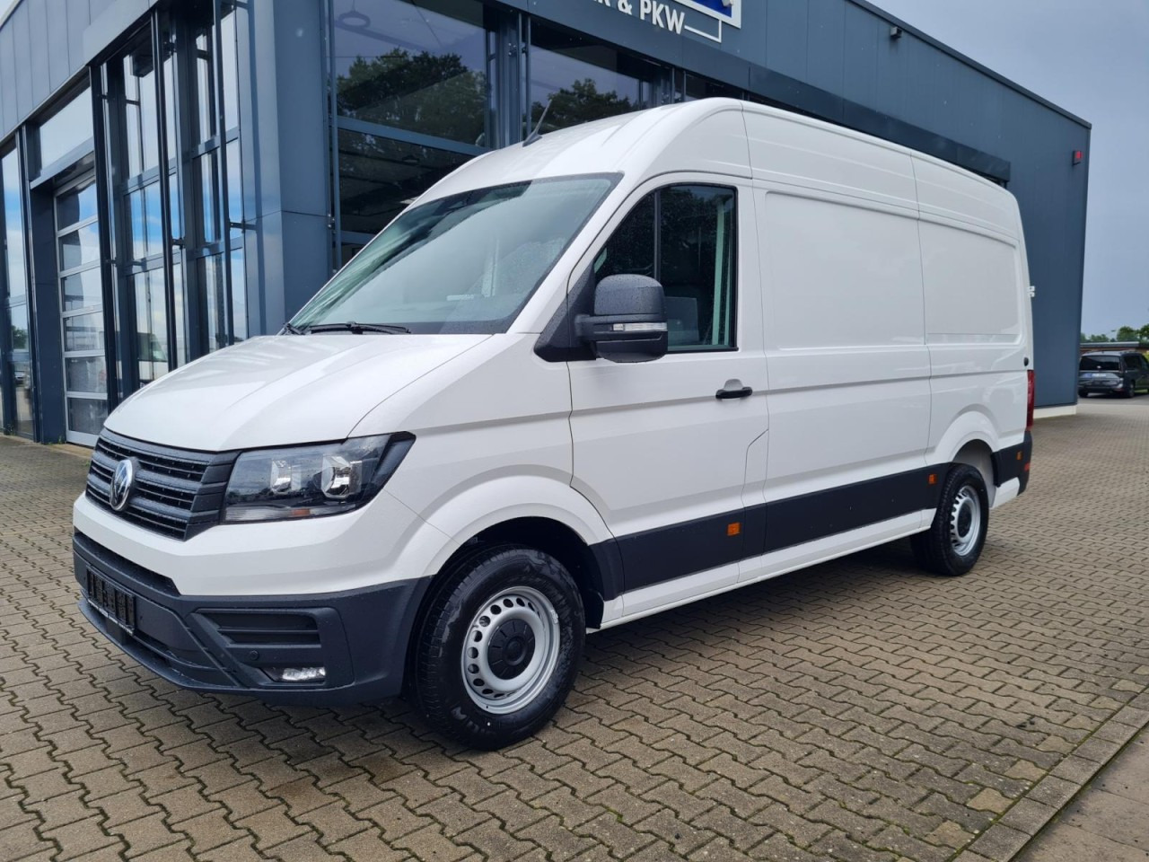 Volkswagen Crafter 35 Kasten TDI MR L3H3 PDC KLIMA TEMPOMAT - Βαν: φωτογραφία 3 Volkswagen Crafter 35 Kasten TDI MR L3H3 PDC KLIMA TEMPOMAT - Βαν: φωτογραφία 3