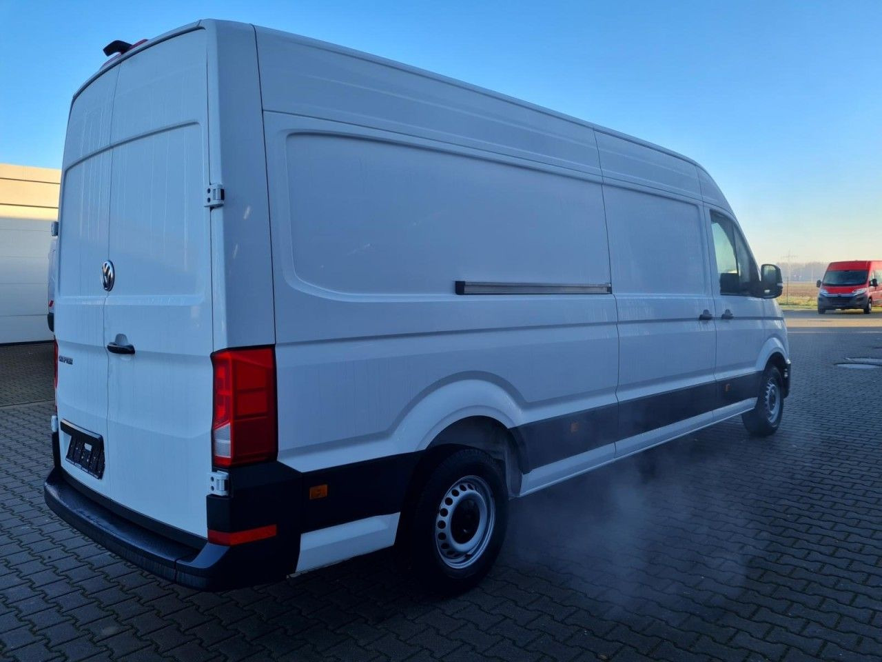 Volkswagen Crafter 35 Kasten lang L4H2 KAMERA NAVI_APP HOLZ - Βαν: φωτογραφία 4 Volkswagen Crafter 35 Kasten lang L4H2 KAMERA NAVI_APP HOLZ - Βαν: φωτογραφία 4