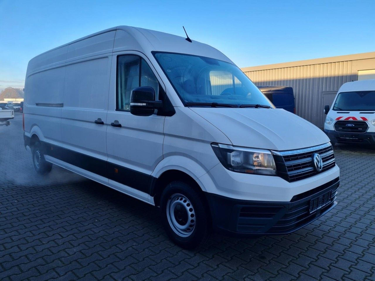 Volkswagen Crafter 35 Kasten lang L4H2 KAMERA NAVI_APP HOLZ - Βαν: φωτογραφία 3 Volkswagen Crafter 35 Kasten lang L4H2 KAMERA NAVI_APP HOLZ - Βαν: φωτογραφία 3