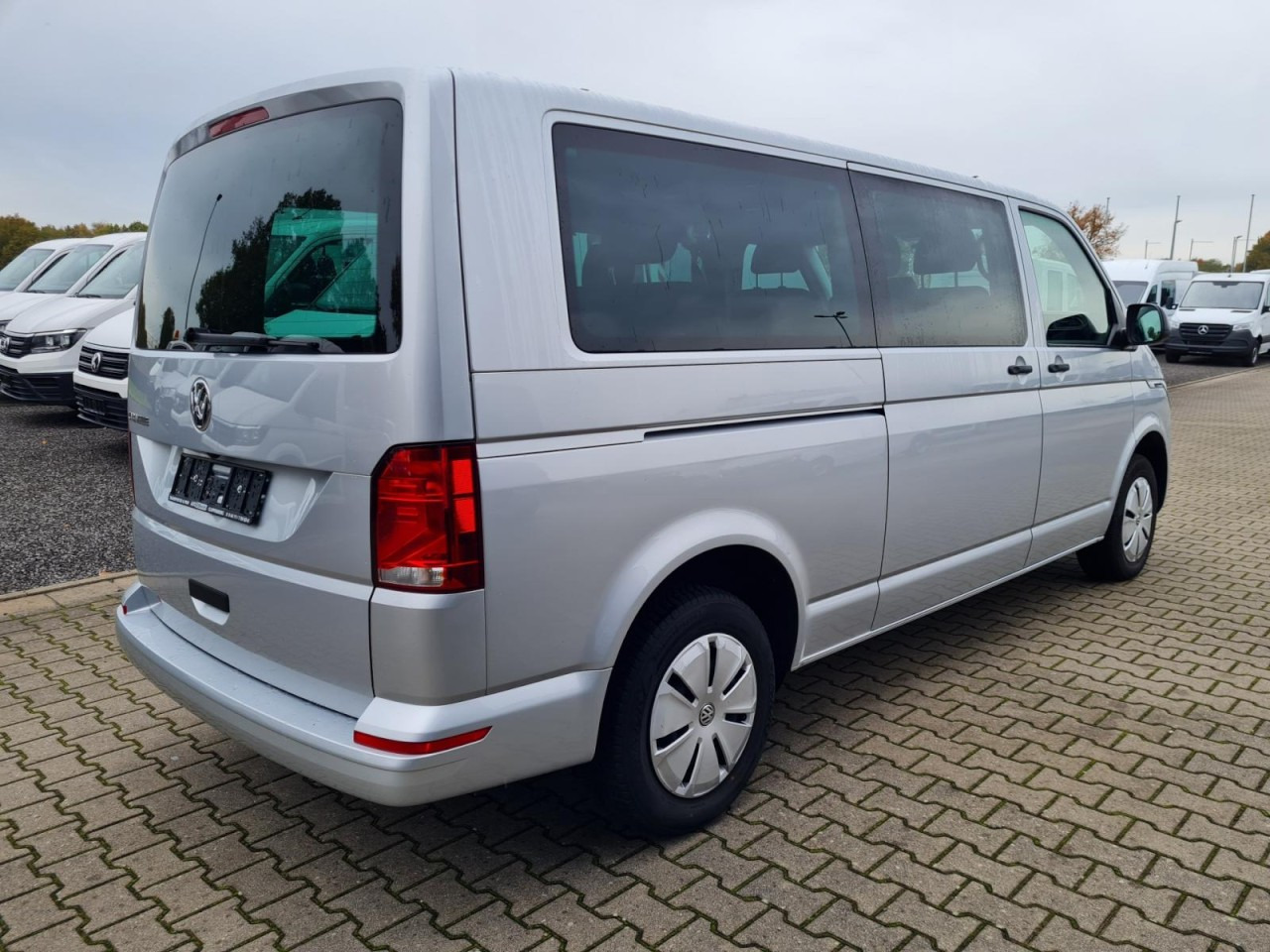 Volkswagen T6.1 Caravelle TDI lang 9 Sitzer 2 Schiebetüren Trendl. - Μικρό λεωφορείο, Επιβατικό βαν: φωτογραφία 5 Volkswagen T6.1 Caravelle TDI lang 9 Sitzer 2 Schiebetüren Trendl. - Μικρό λεωφορείο, Επιβατικό βαν: φωτογραφία 5