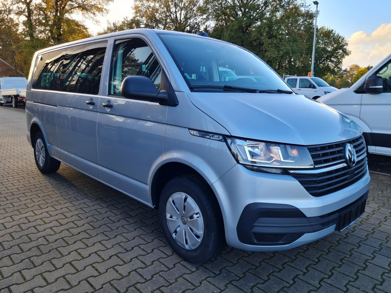 Volkswagen T6.1 Caravelle TDI lang 9 Sitzer 2 Schiebetüren Trendl. - Μικρό λεωφορείο, Επιβατικό βαν: φωτογραφία 3 Volkswagen T6.1 Caravelle TDI lang 9 Sitzer 2 Schiebetüren Trendl. - Μικρό λεωφορείο, Επιβατικό βαν: φωτογραφία 3