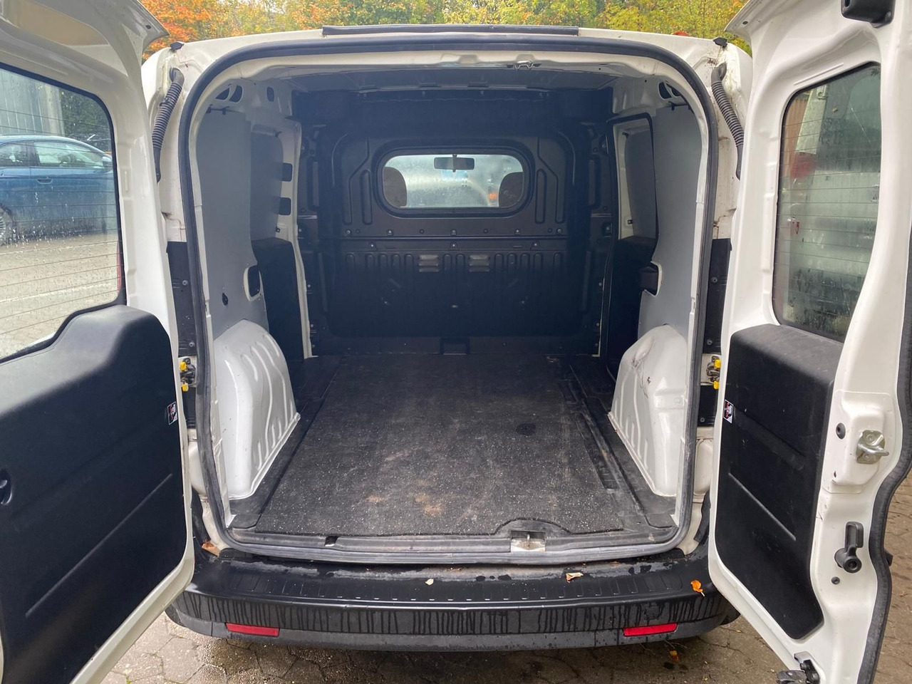 Fiat Doblo SX Kasten Cargo 1.3 Multijet  Motorscha... - Επιβατικό βαν: φωτογραφία 5 Fiat Doblo SX Kasten Cargo 1.3 Multijet  Motorscha... - Επιβατικό βαν: φωτογραφία 5