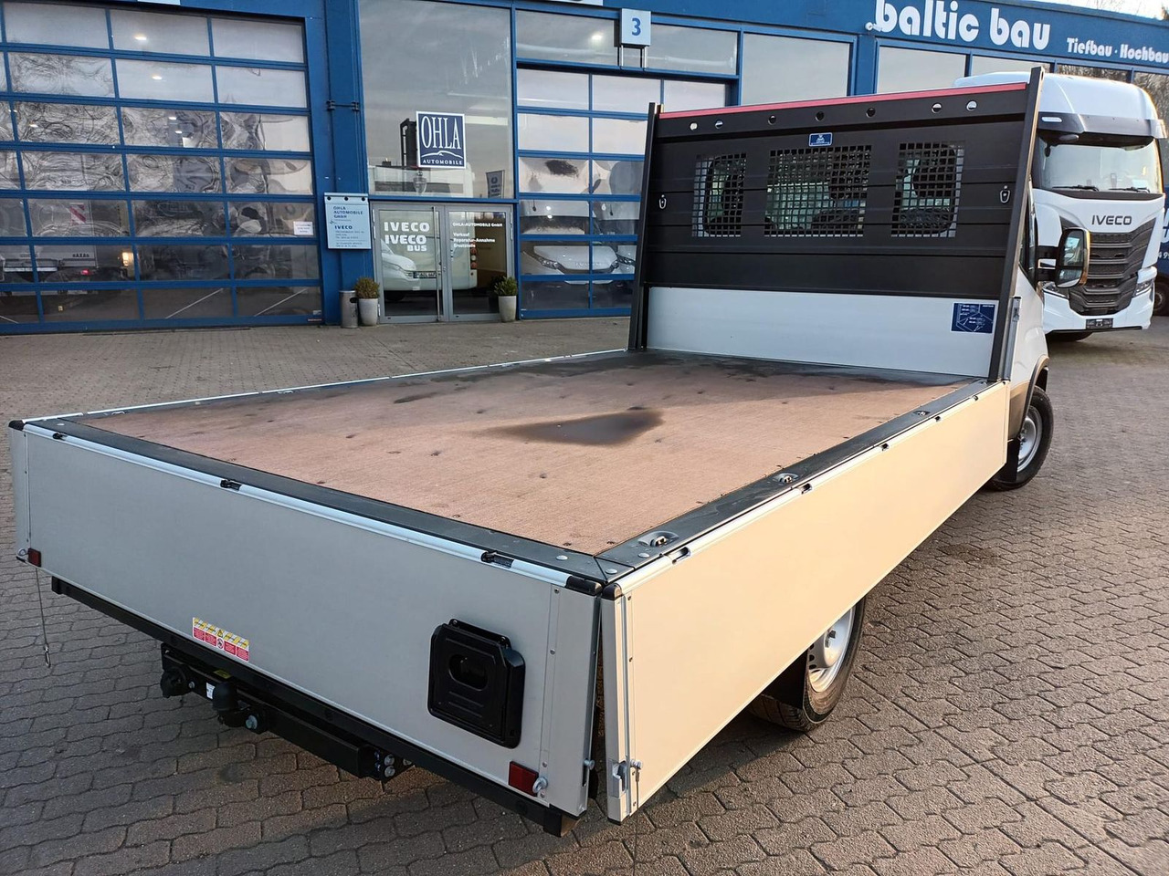 Iveco Daily 35S16H3.0 Pritsche,AHK, Rückfahrkamera... - Μικρό φορτηγό με καρότσα: φωτογραφία 4 Iveco Daily 35S16H3.0 Pritsche,AHK, Rückfahrkamera... - Μικρό φορτηγό με καρότσα: φωτογραφία 4