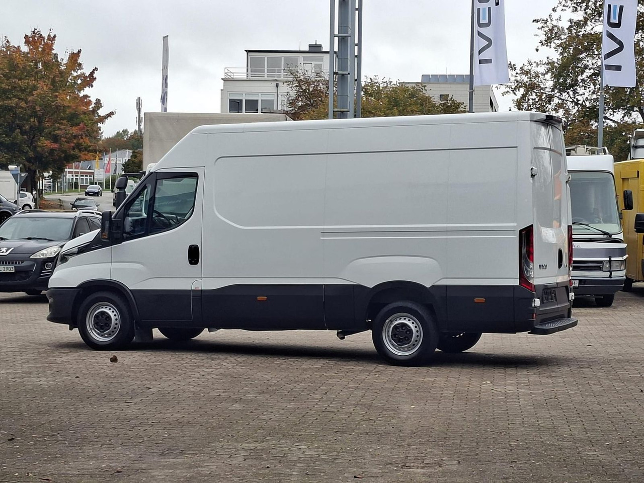 Iveco Daily 35S16V 3520L Klima, Radio - Βαν: φωτογραφία 2 Iveco Daily 35S16V 3520L Klima, Radio - Βαν: φωτογραφία 2