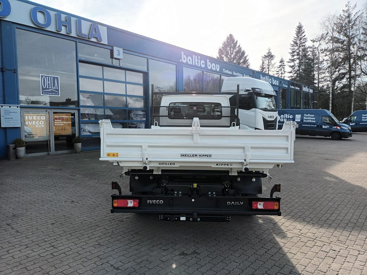 Iveco Daily 70C18H Meiller-Dreiseitenkipper Klima, AHK - Όχημα με ανατρεπομενη καροτσα: φωτογραφία 5 Iveco Daily 70C18H Meiller-Dreiseitenkipper Klima, AHK - Όχημα με ανατρεπομενη καροτσα: φωτογραφία 5
