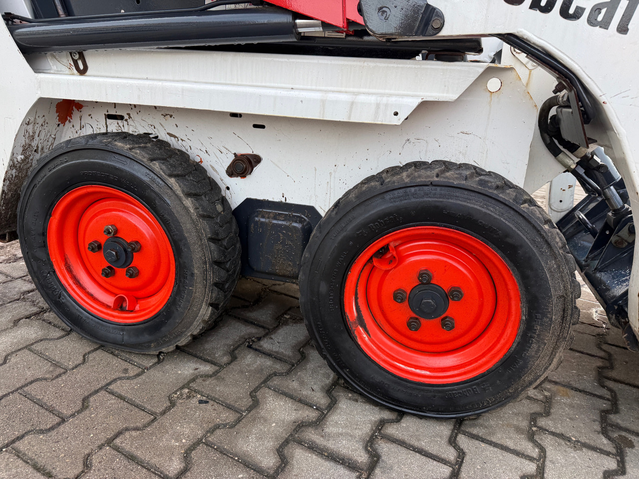 Ελαστιχοφόρος φορτωτής Bobcat S70 Kompaktlader: φωτογραφία 10 Ελαστιχοφόρος φορτωτής Bobcat S70 Kompaktlader: φωτογραφία 10