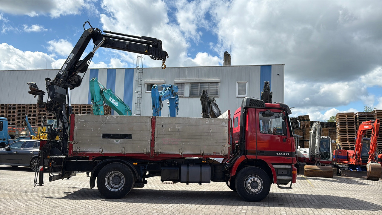 Φορτηγό με ανοιχτή καρότσα, Φορτηγό με γερανό Mercedes-Benz 1840 Actros 2-Seiten-Kipper mit Kran Hiab 125-3 mit Funk: φωτογραφία 7