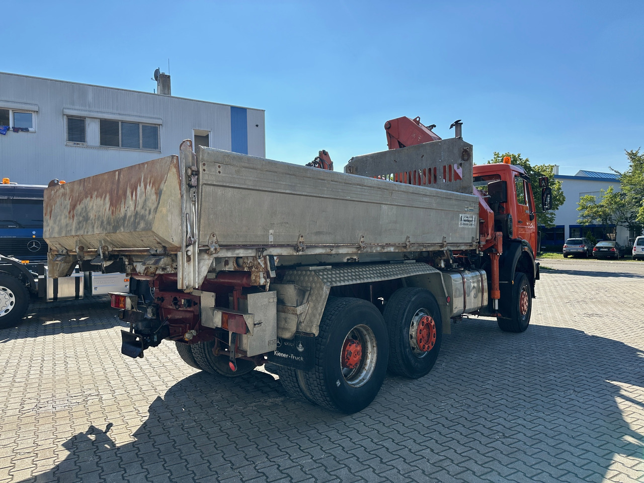 Mercedes-Benz 2535 NG 3-Seiten-Kipper mit Kran - Φορτηγό ανατρεπόμενο, Φορτηγό με γερανό: φωτογραφία 4 Mercedes-Benz 2535 NG 3-Seiten-Kipper mit Kran - Φορτηγό ανατρεπόμενο, Φορτηγό με γερανό: φωτογραφία 4