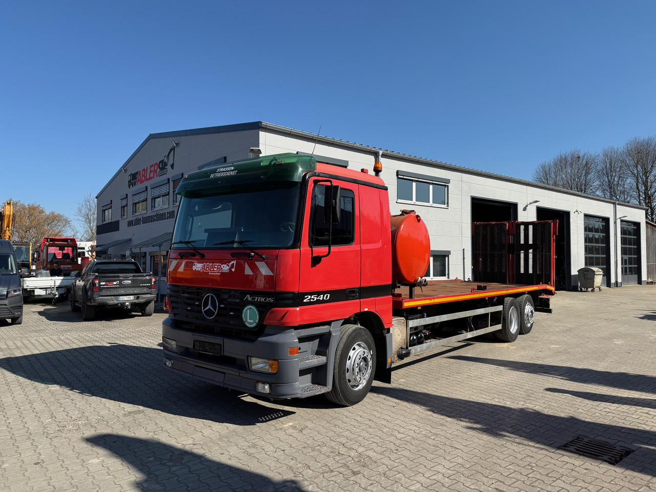 Mercedes-Benz 2540 Actros MP1 Baumaschinentrnasporter - Φορτηγό: φωτογραφία 2 Mercedes-Benz 2540 Actros MP1 Baumaschinentrnasporter - Φορτηγό: φωτογραφία 2