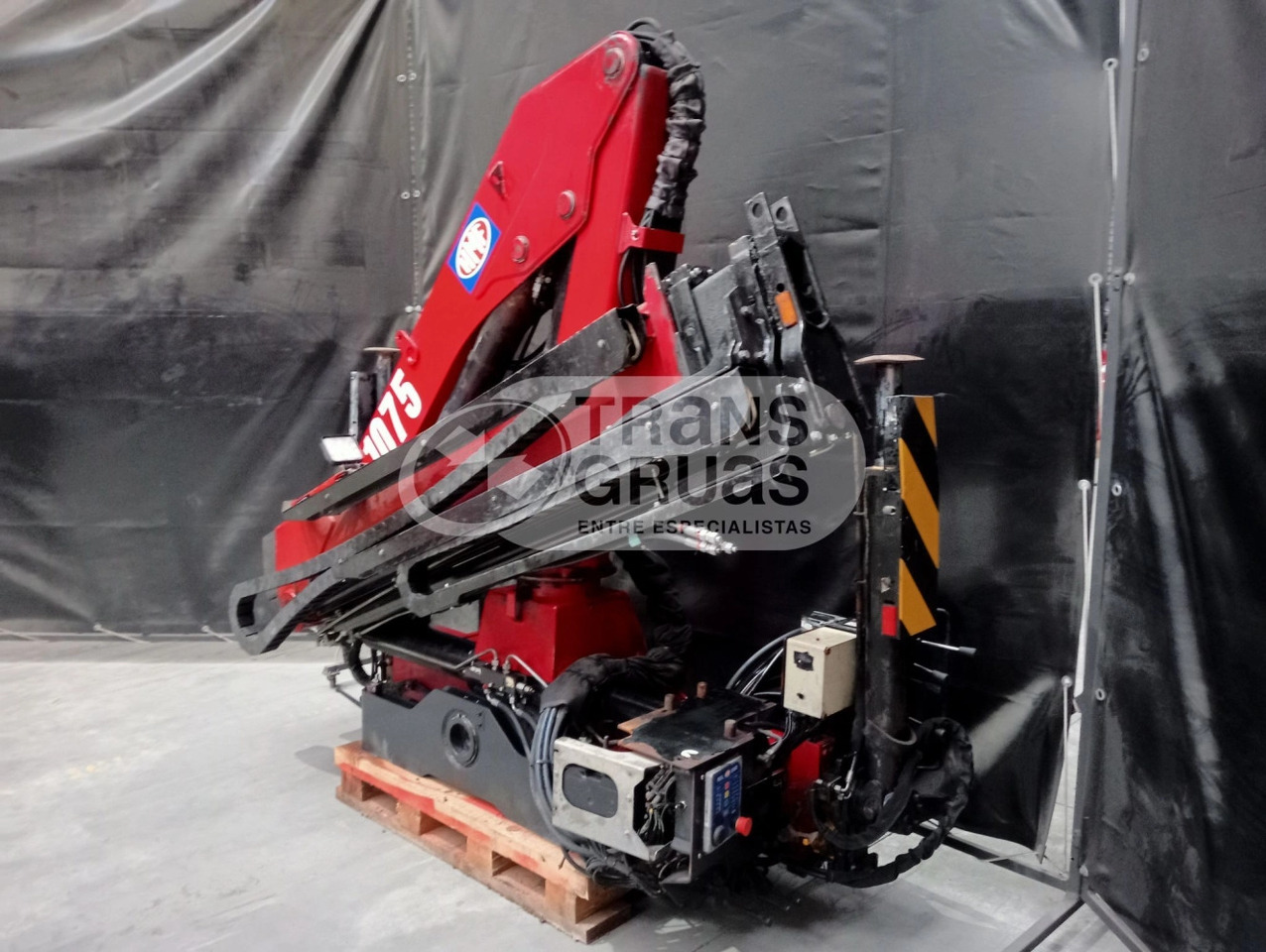 Grúa HMF 1075 K3 - Γερανός παπαγάλος για Φορτηγό: φωτογραφία 1 Grúa HMF 1075 K3 - Γερανός παπαγάλος για Φορτηγό: φωτογραφία 1