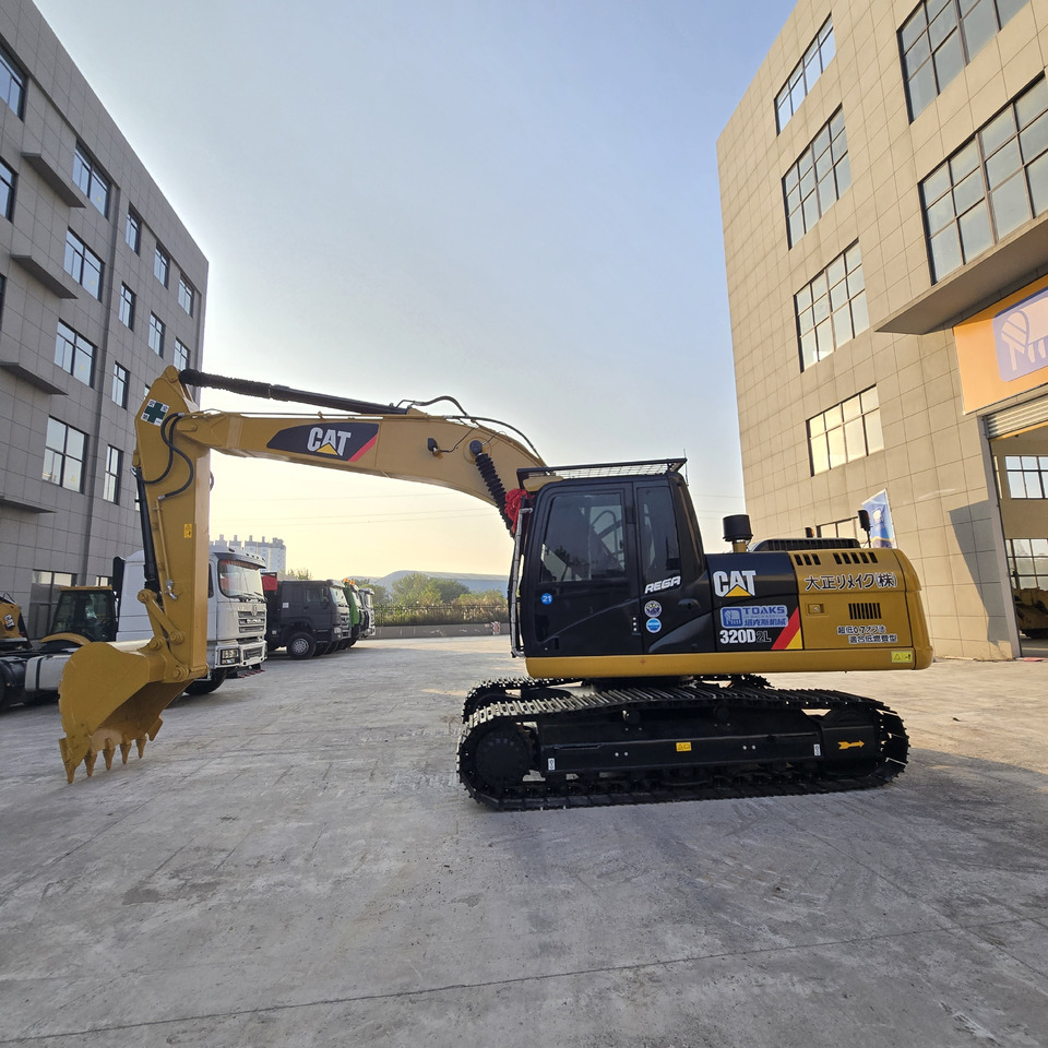 CATERPILLAR 320D - Εκσκαφέας: φωτογραφία 3 CATERPILLAR 320D - Εκσκαφέας: φωτογραφία 3