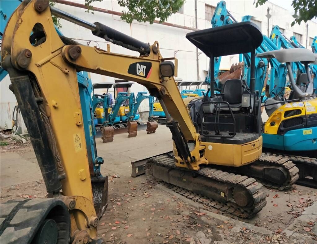 Caterpillar 303CR - Μίνι εκσκαφέας: φωτογραφία 1 Caterpillar 303CR - Μίνι εκσκαφέας: φωτογραφία 1