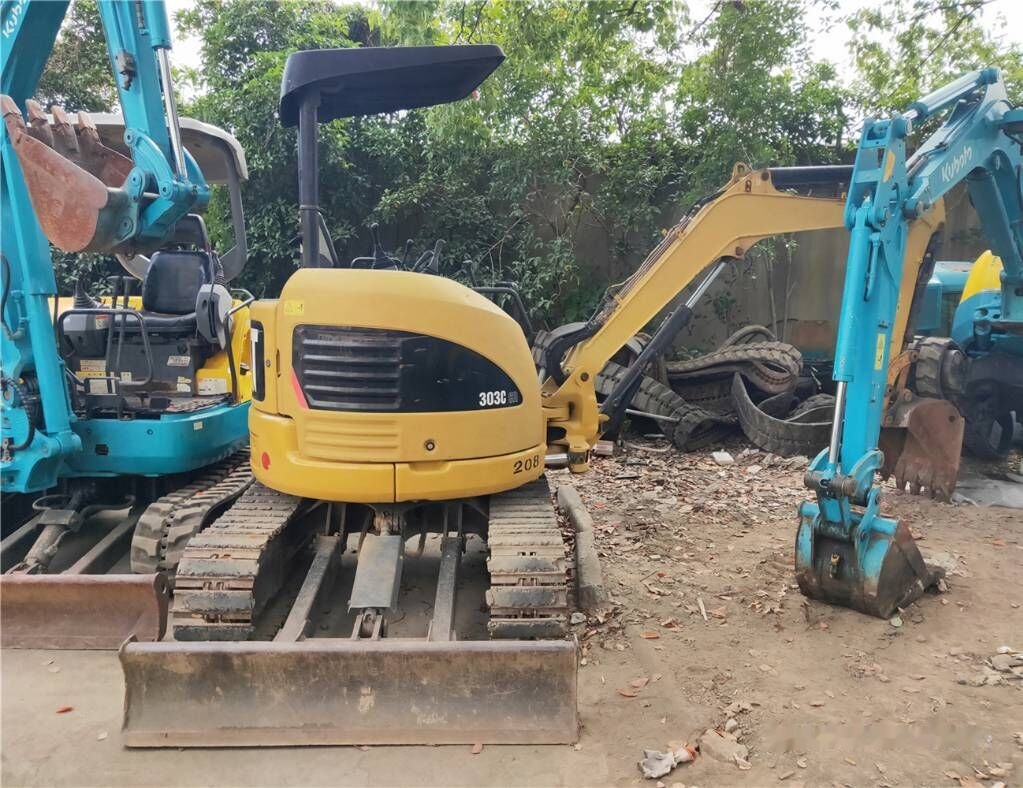 Caterpillar 303CR - Μίνι εκσκαφέας: φωτογραφία 4 Caterpillar 303CR - Μίνι εκσκαφέας: φωτογραφία 4