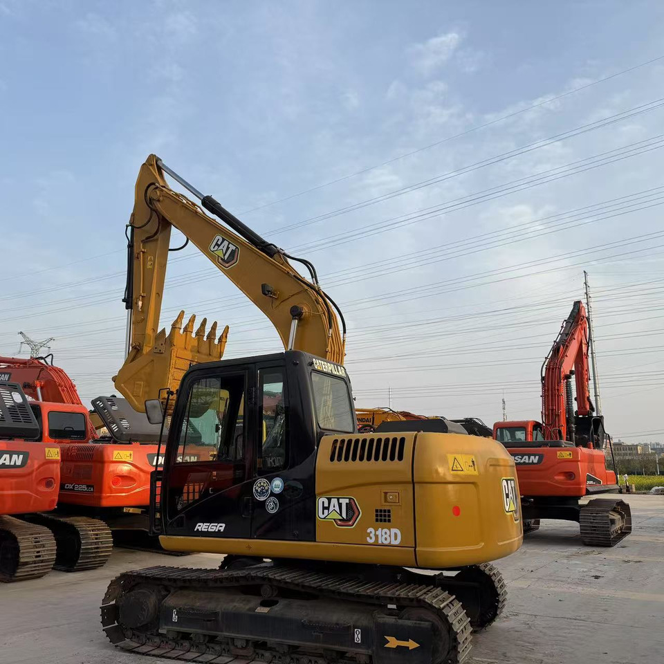 Ερπυστριοφόρος εκσκαφέας Caterpillar 318D: φωτογραφία 7