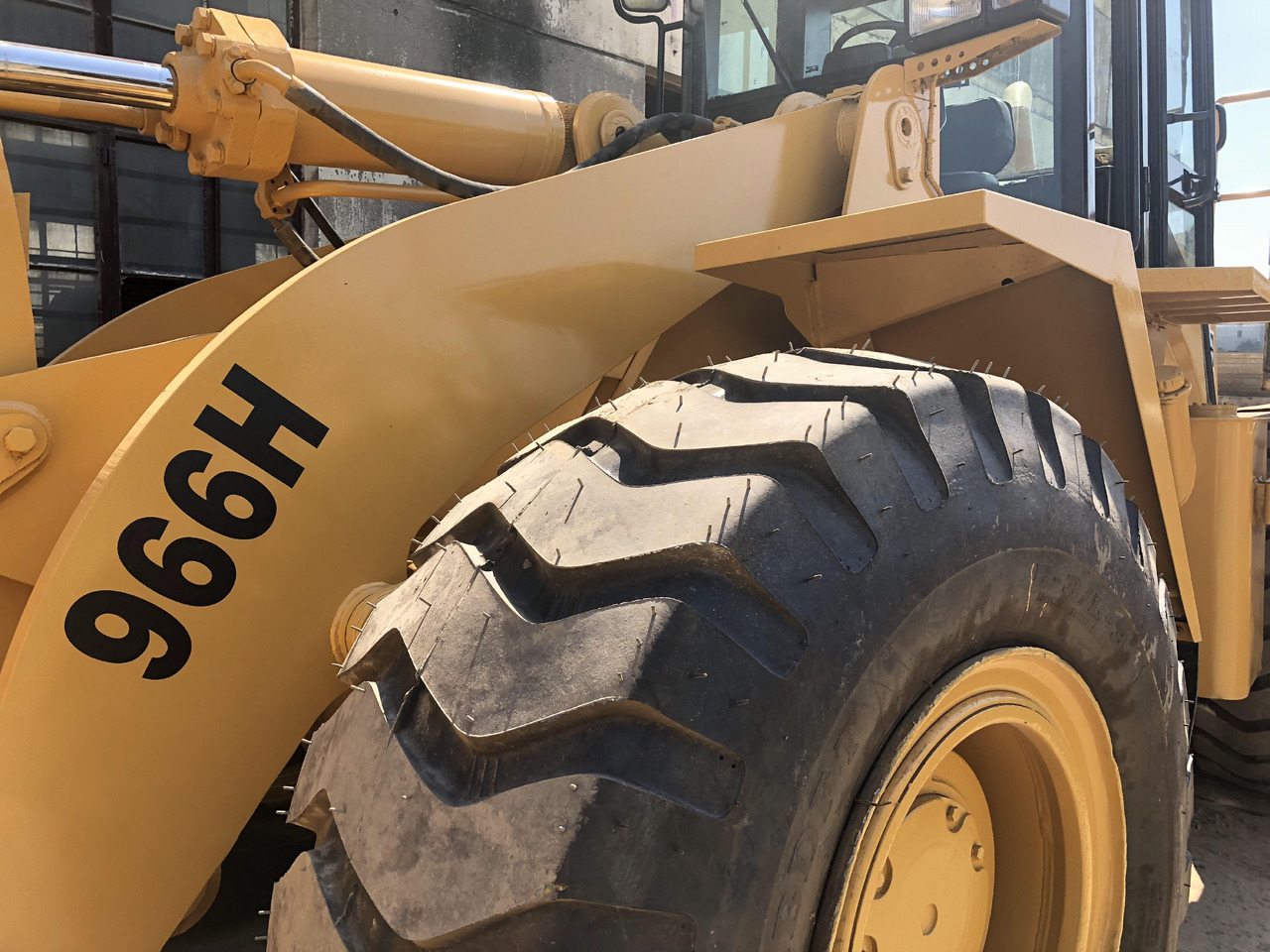 Caterpillar 966H - Ελαστιχοφόρος φορτωτής: φωτογραφία 5 Caterpillar 966H - Ελαστιχοφόρος φορτωτής: φωτογραφία 5