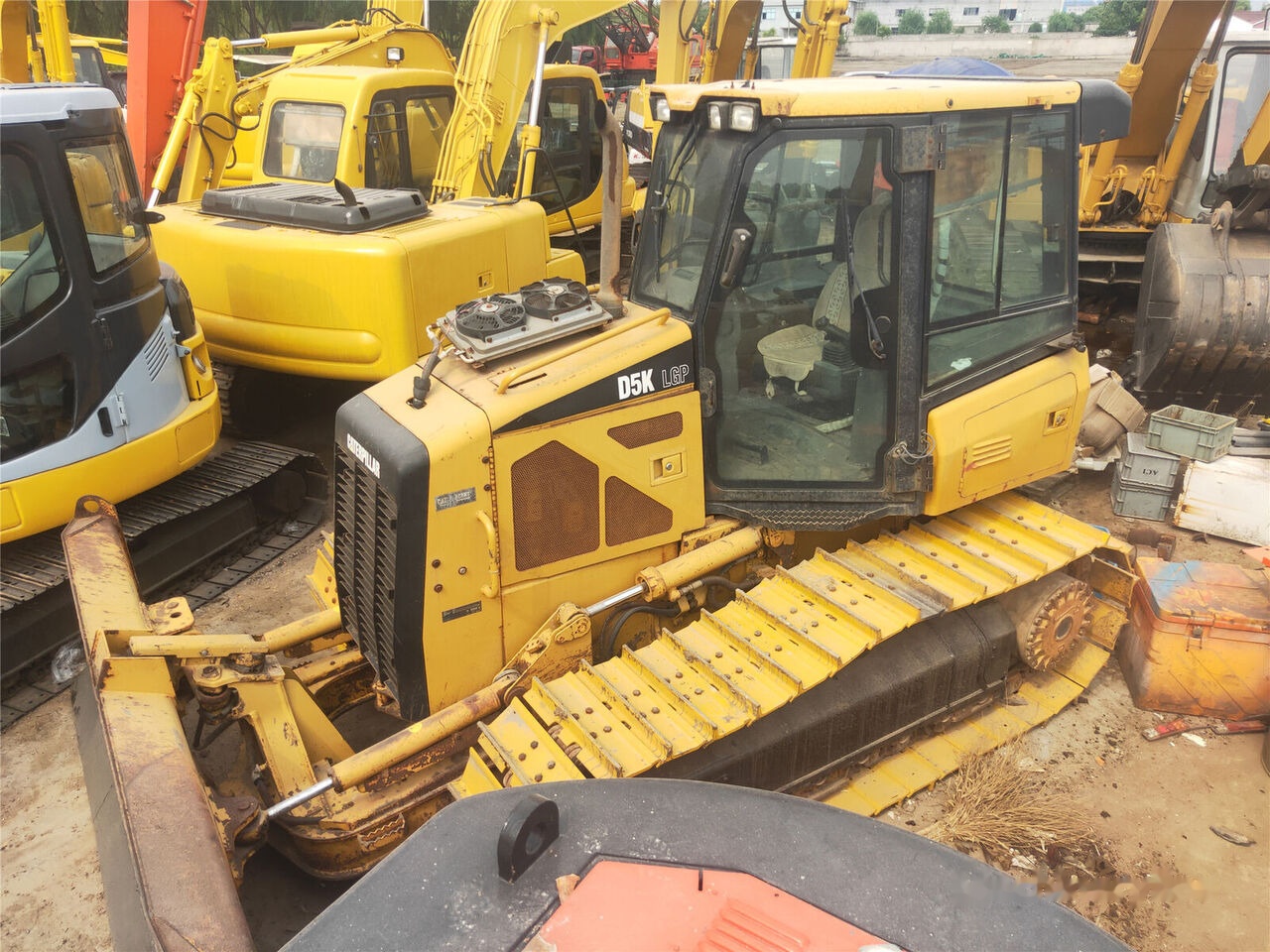 Caterpillar D5K - Μπουλντόζα: φωτογραφία 5 Caterpillar D5K - Μπουλντόζα: φωτογραφία 5