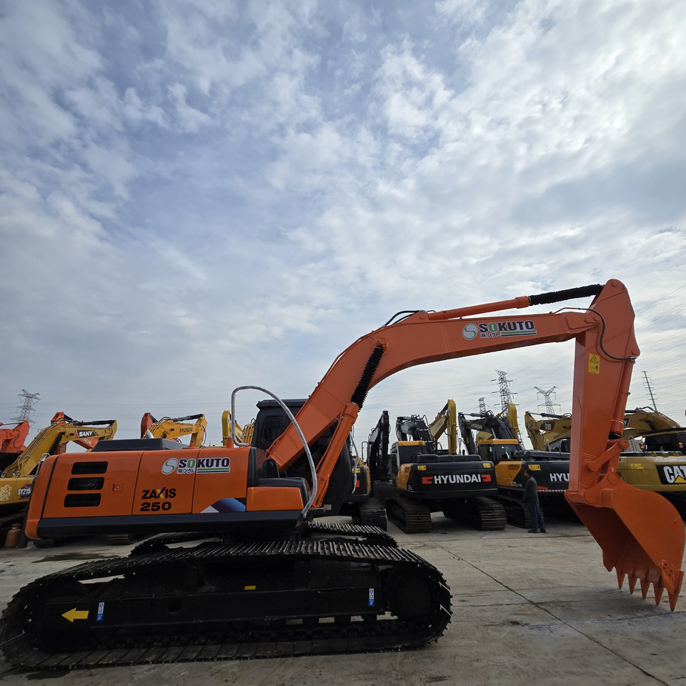 HITACHI ZX250 - Εκσκαφέας: φωτογραφία 5 HITACHI ZX250 - Εκσκαφέας: φωτογραφία 5