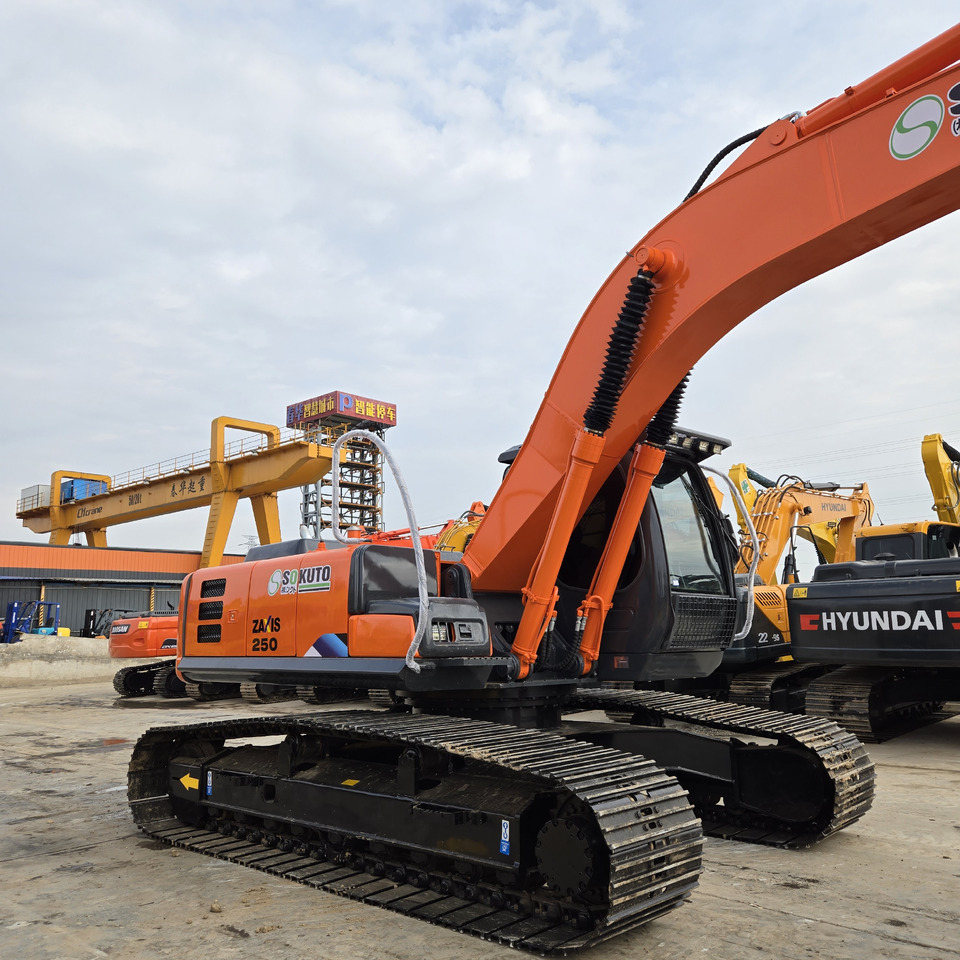 HITACHI ZX250 - Εκσκαφέας: φωτογραφία 4 HITACHI ZX250 - Εκσκαφέας: φωτογραφία 4