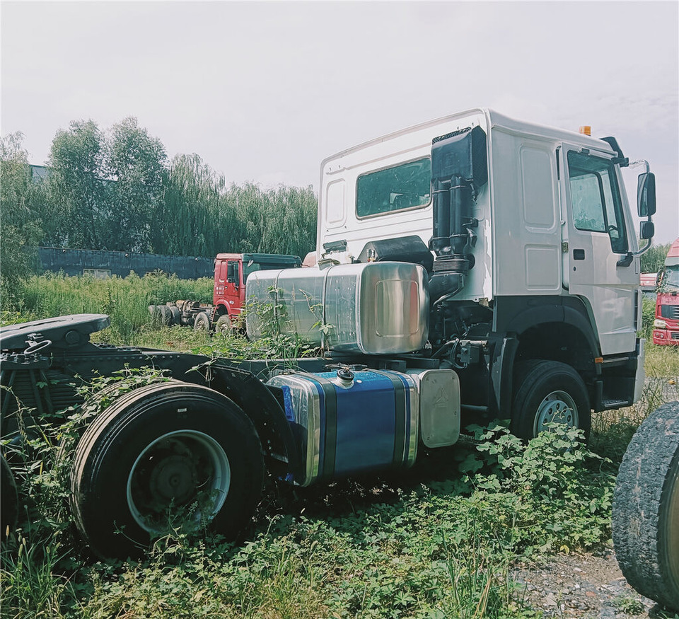 Howo 420hp 6x4 - Τράκτορας: φωτογραφία 3 Howo 420hp 6x4 - Τράκτορας: φωτογραφία 3