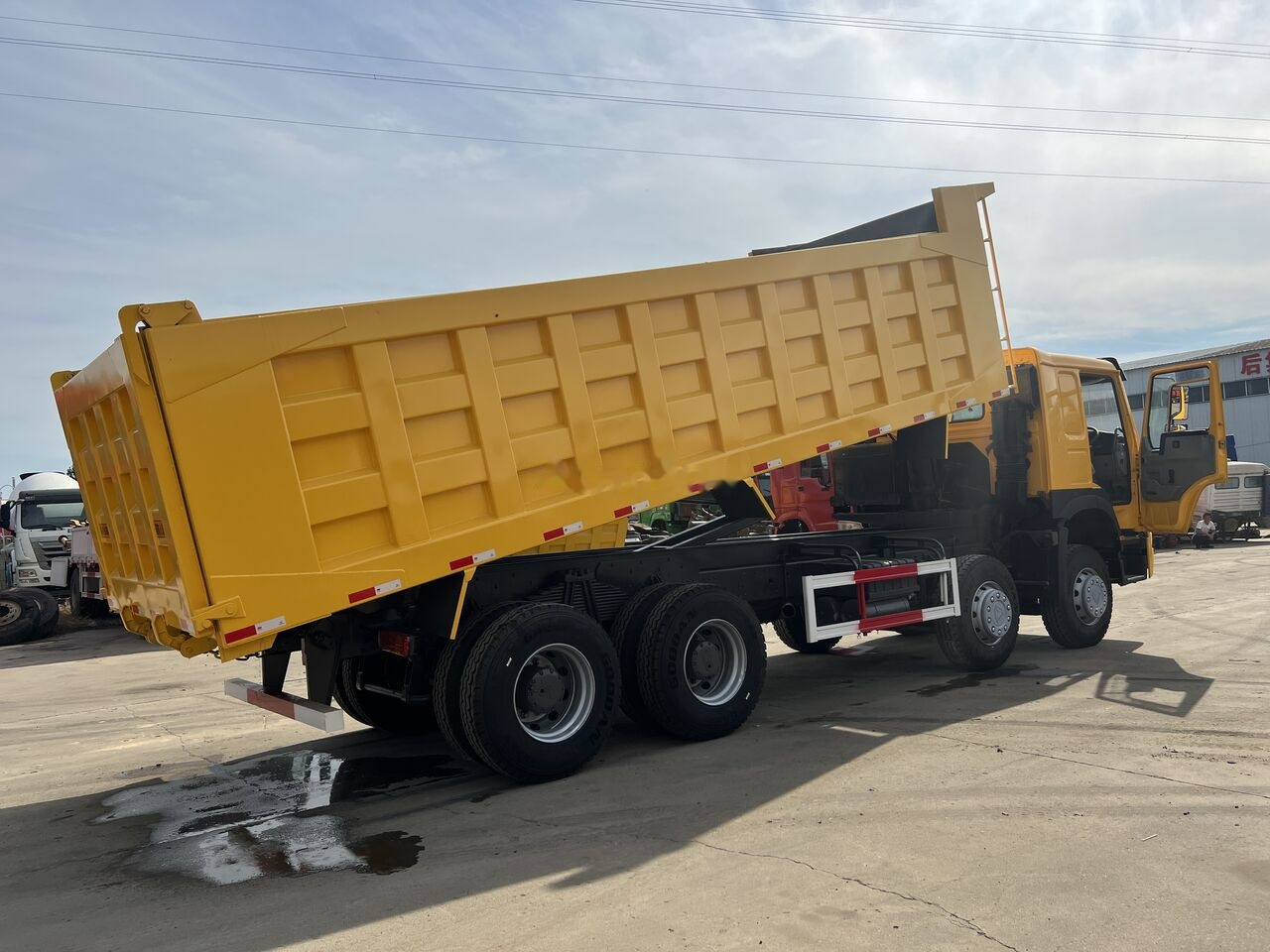 Howo - Φορτηγό ανατρεπόμενο: φωτογραφία 3 Howo - Φορτηγό ανατρεπόμενο: φωτογραφία 3