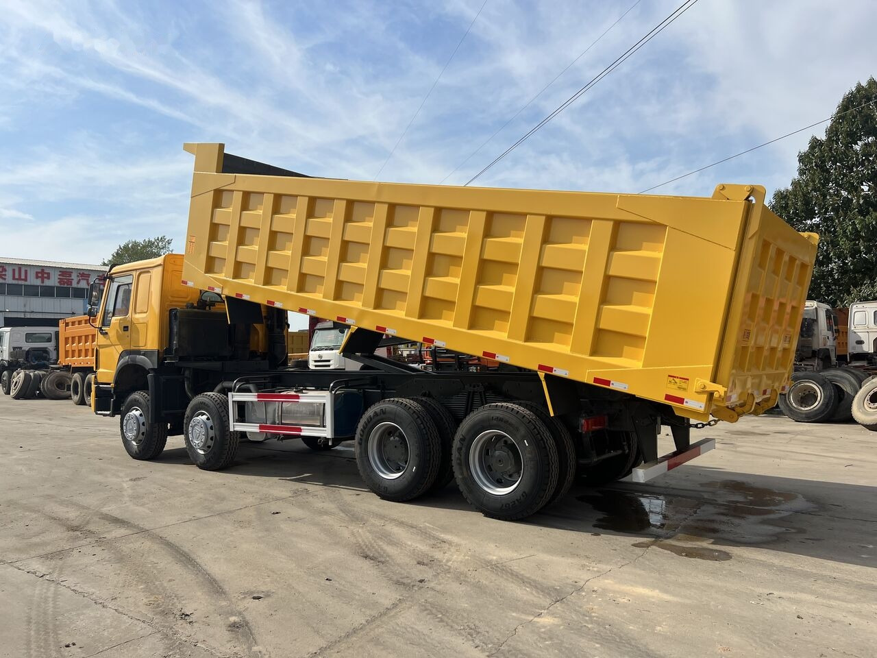 Howo - Φορτηγό ανατρεπόμενο: φωτογραφία 5 Howo - Φορτηγό ανατρεπόμενο: φωτογραφία 5