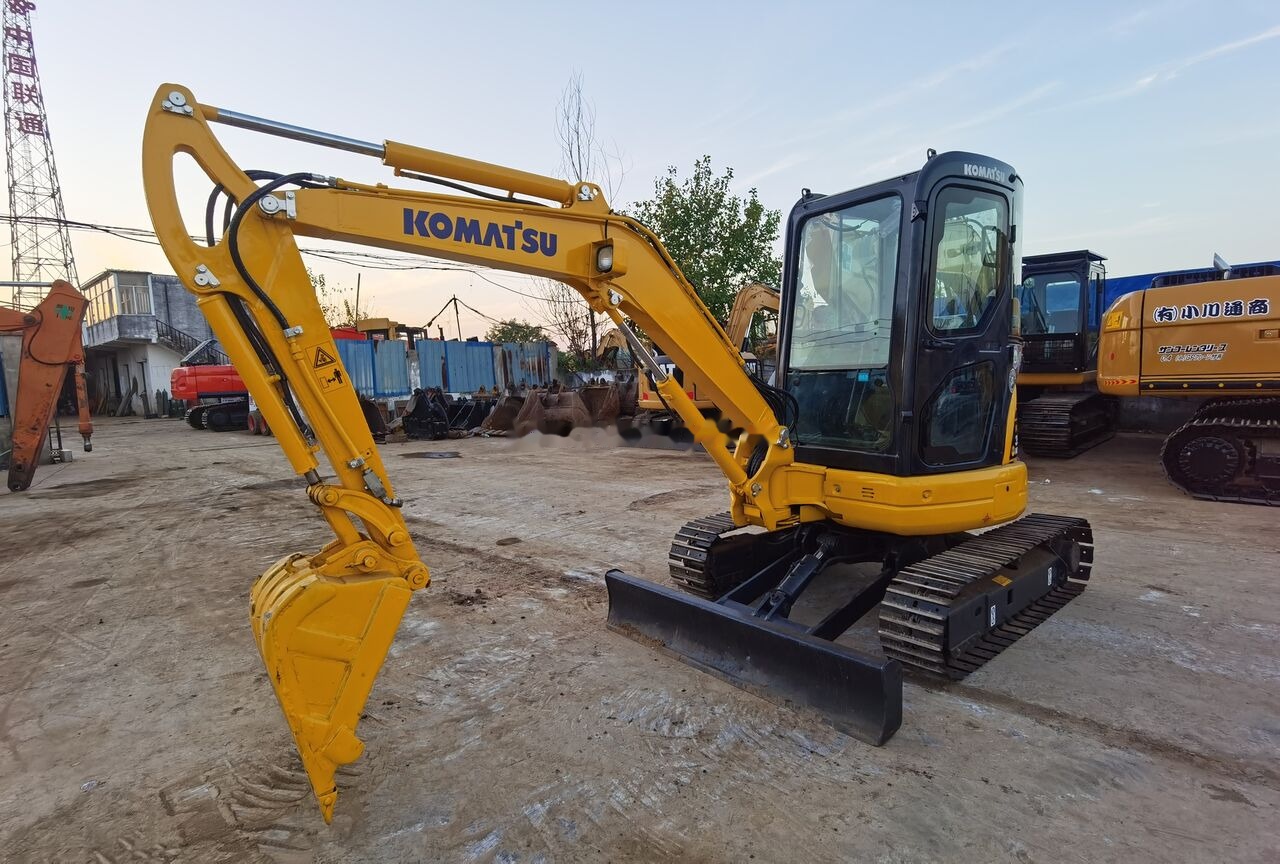 Komatsu PC35MR - Ερπυστριοφόρος εκσκαφέας: φωτογραφία 4 Komatsu PC35MR - Ερπυστριοφόρος εκσκαφέας: φωτογραφία 4