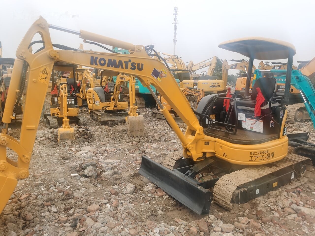 Komatsu PC35MR - Μίνι εκσκαφέας: φωτογραφία 3 Komatsu PC35MR - Μίνι εκσκαφέας: φωτογραφία 3