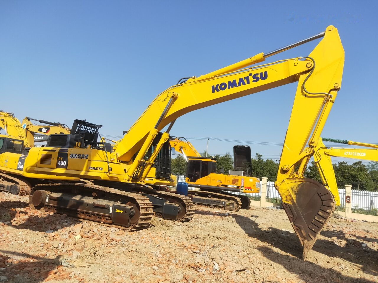 Komatsu PC400-8 - Ερπυστριοφόρος εκσκαφέας: φωτογραφία 3 Komatsu PC400-8 - Ερπυστριοφόρος εκσκαφέας: φωτογραφία 3