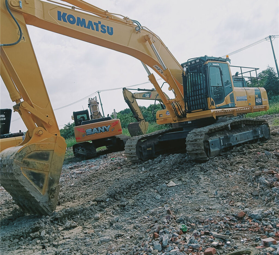 Komatsu PC450-8 - Ερπυστριοφόρος εκσκαφέας: φωτογραφία 1 Komatsu PC450-8 - Ερπυστριοφόρος εκσκαφέας: φωτογραφία 1