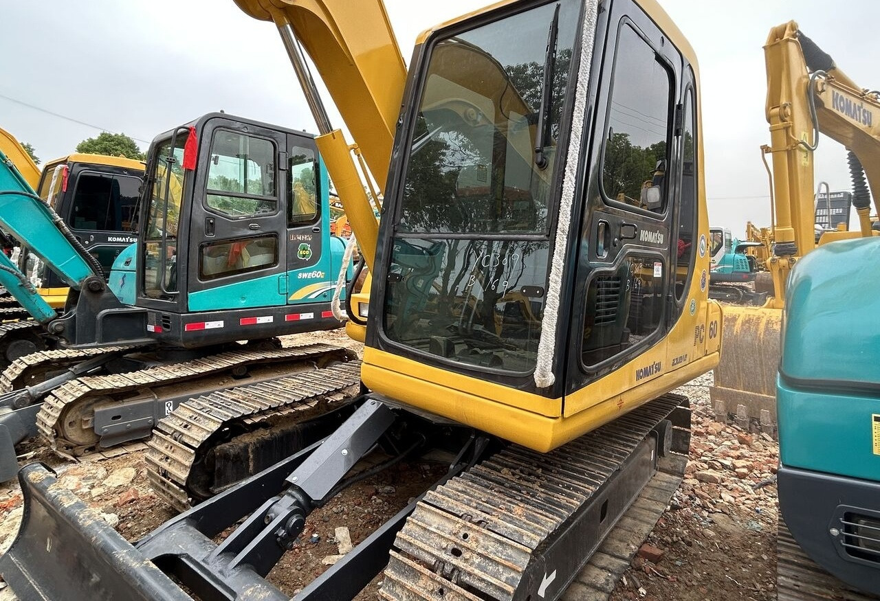 Komatsu PC60 - Ερπυστριοφόρος εκσκαφέας: φωτογραφία 4 Komatsu PC60 - Ερπυστριοφόρος εκσκαφέας: φωτογραφία 4