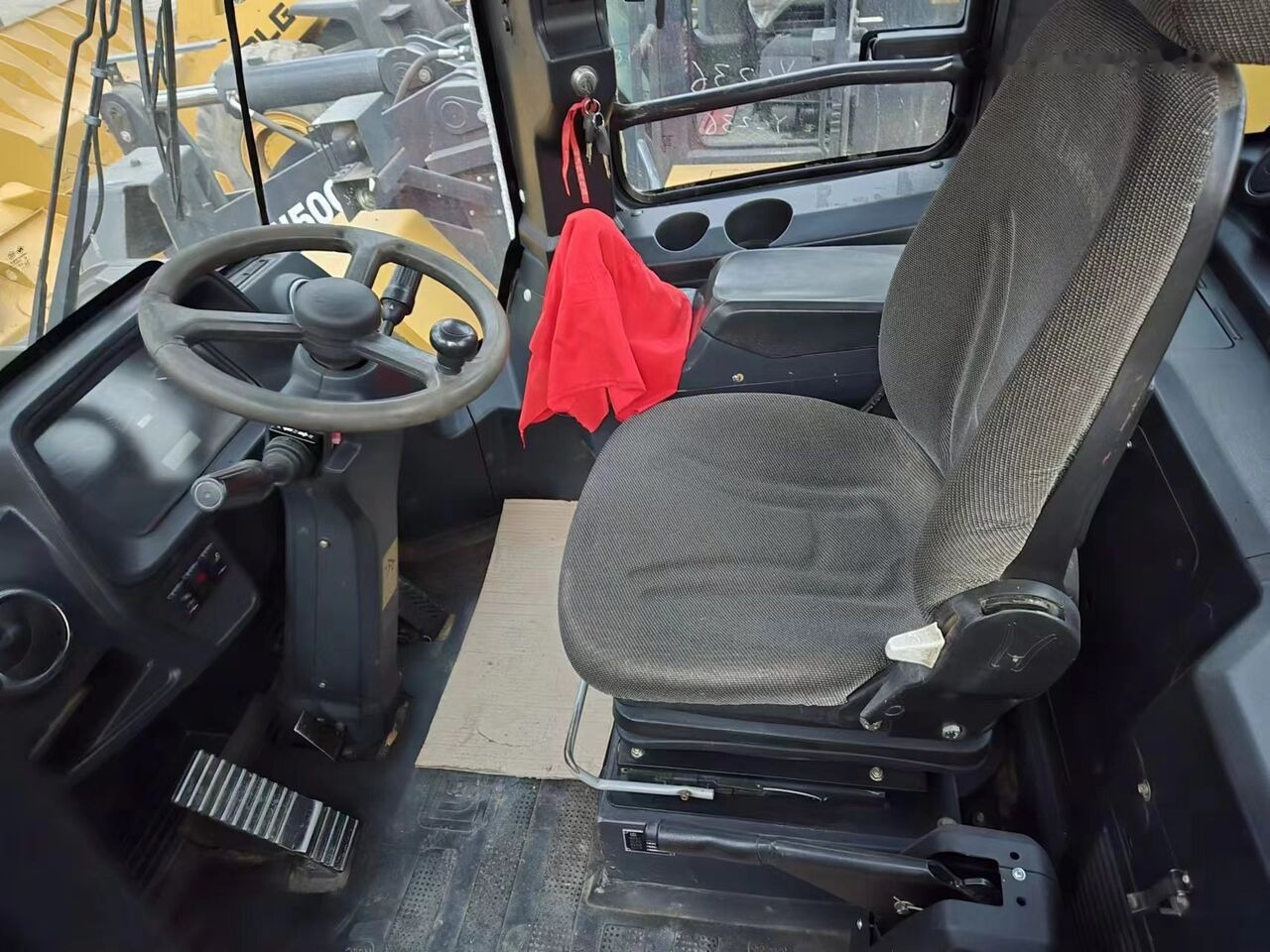 Ελαστιχοφόρος φορτωτής LiuGong CLG862H: φωτογραφία 6
