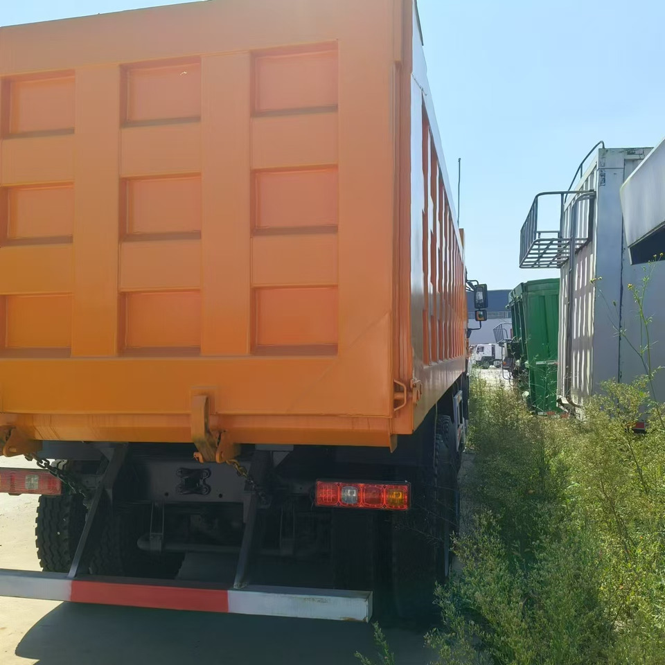 SHACMAN F3000 8*4 Dump truck - Φορτηγό ανατρεπόμενο: φωτογραφία 4 SHACMAN F3000 8*4 Dump truck - Φορτηγό ανατρεπόμενο: φωτογραφία 4