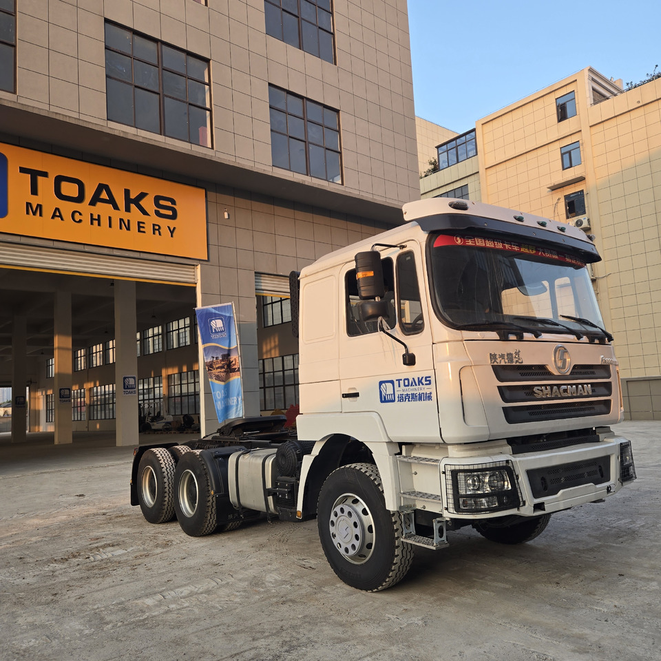 SHACMAN F3000 - Τράκτορας: φωτογραφία 1 SHACMAN F3000 - Τράκτορας: φωτογραφία 1