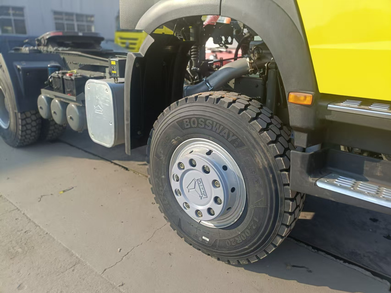 Sinotruk HOWO 430 6*4 Tractor - Τράκτορας: φωτογραφία 5 Sinotruk HOWO 430 6*4 Tractor - Τράκτορας: φωτογραφία 5