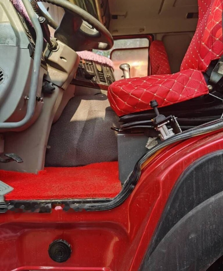 Sinotruk HOWO 6*4 Dump truck - Φορτηγό ανατρεπόμενο: φωτογραφία 5 Sinotruk HOWO 6*4 Dump truck - Φορτηγό ανατρεπόμενο: φωτογραφία 5